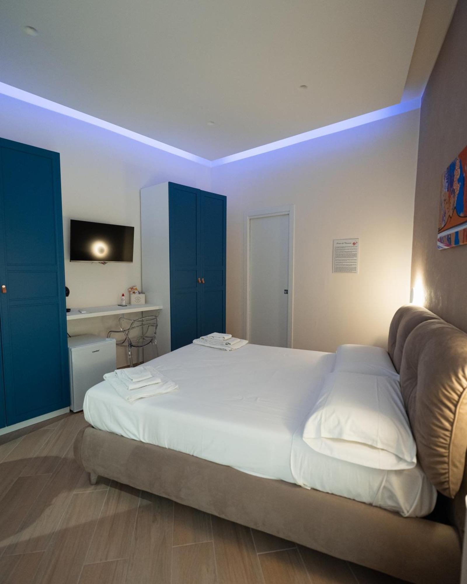 Nazzarooms Neapel Exteriör bild